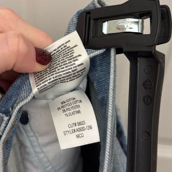 AGOLDE Women’s Nico Slim Jeans Size 23 Light Wash Skinny Button Fly - Picture 6 of 6